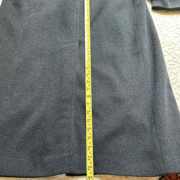 Kasper Coat Cashmere Blend Double Breasted
Overcoat - Picture 5 of 12